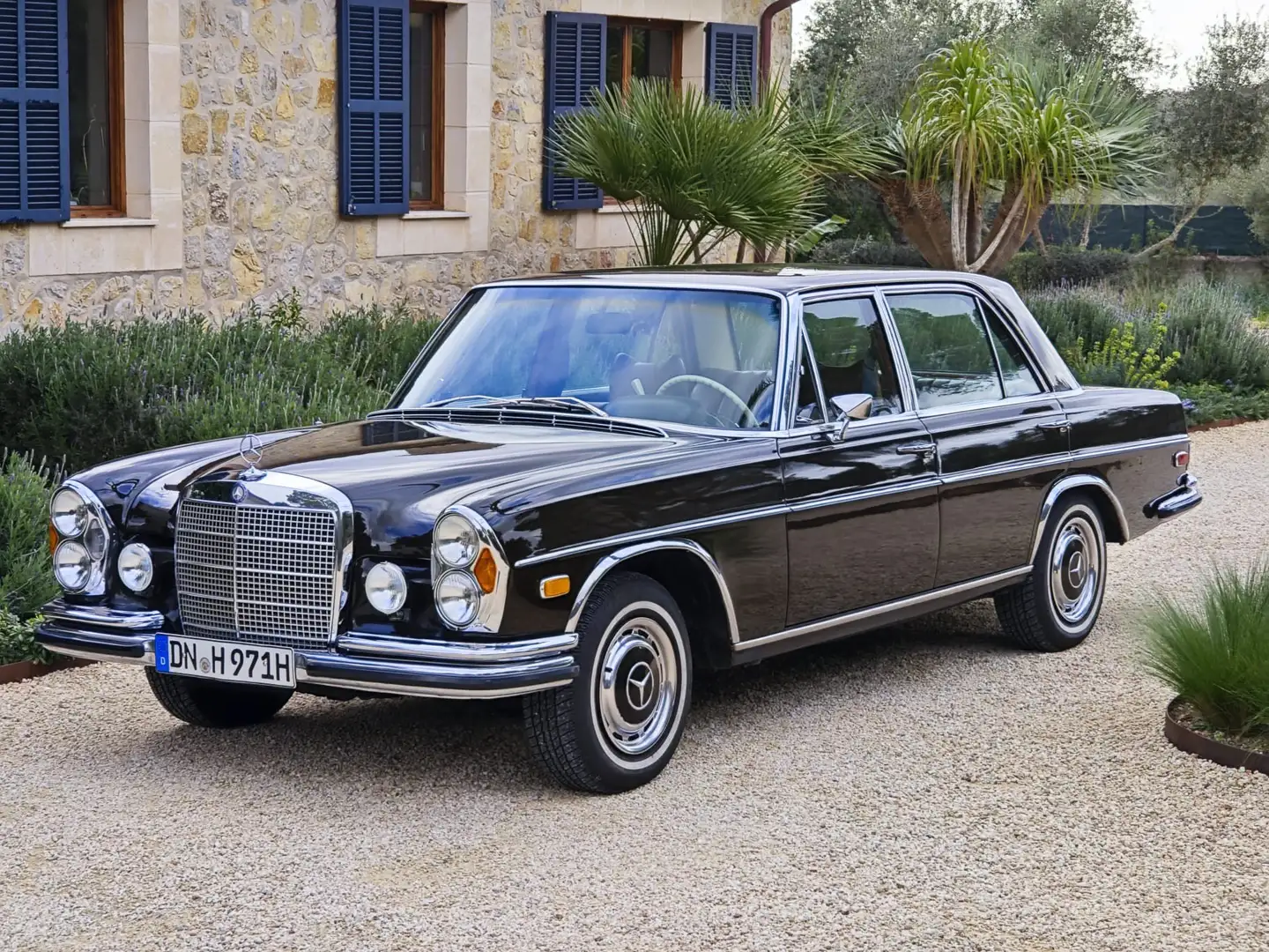 Mercedes-Benz 300 SEL 3.5 Bruin - 2