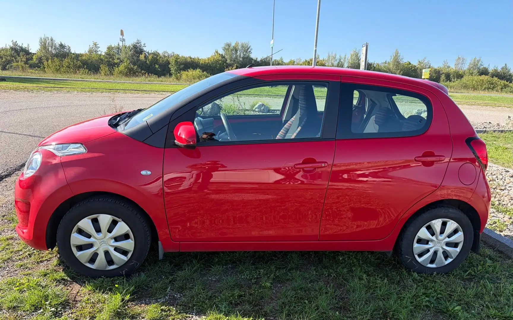 Citroen C1 C1 VTi 72 manuell Feel Edition Feel Edition Rot - 2
