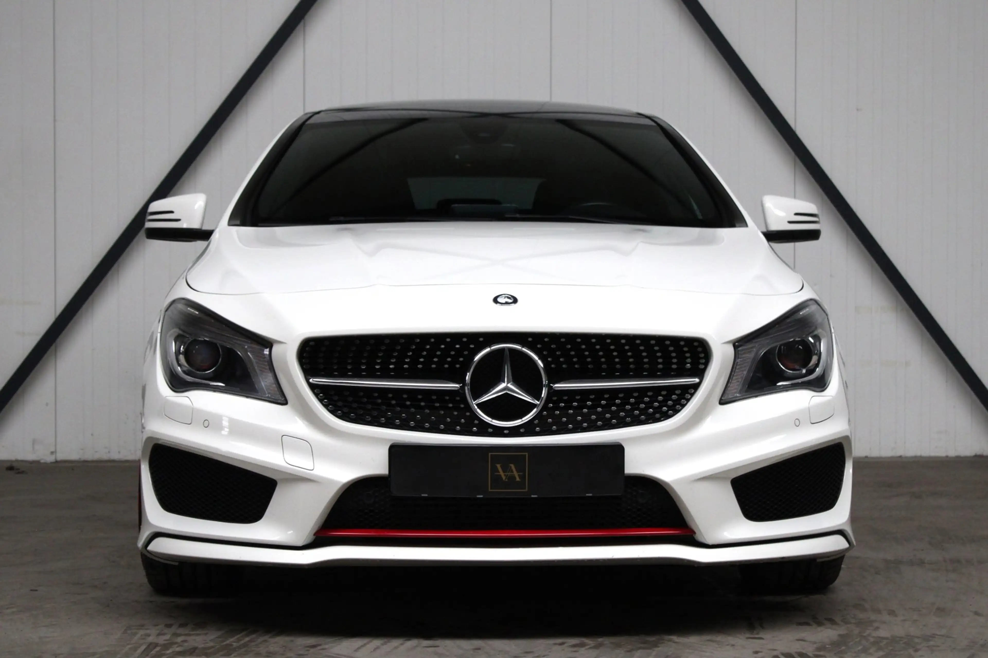 Mercedes-Benz CLA 250 Shooting Brake AMG-Sport 4MATIC l Panoramadak l LE