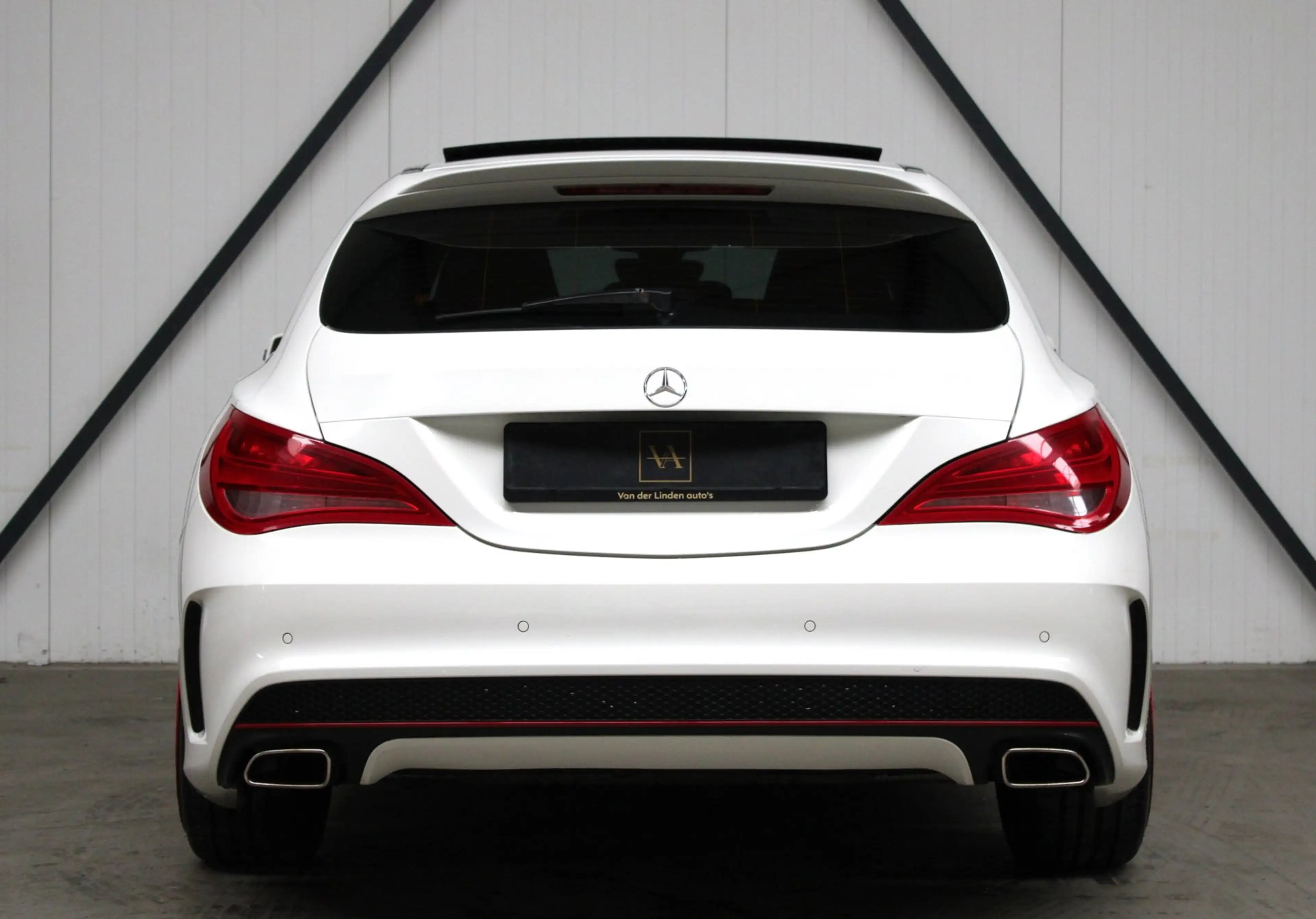 Mercedes-Benz CLA 250 Shooting Brake AMG-Sport 4MATIC l Panoramadak l LE — photo 5