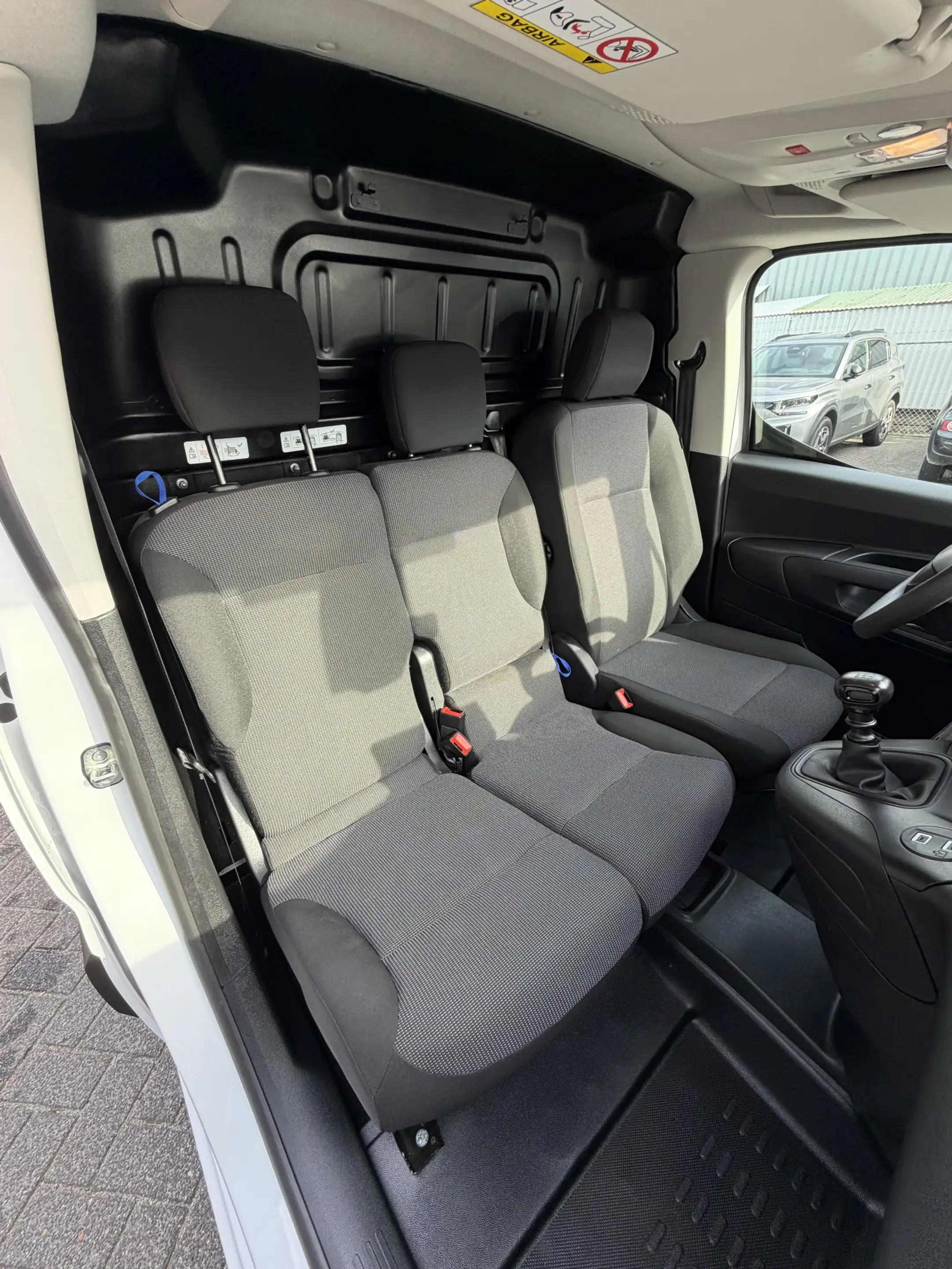 Fiat Doblo 100pk L2 1000kg (Laadruimte betimmering - Camera - — photo 11