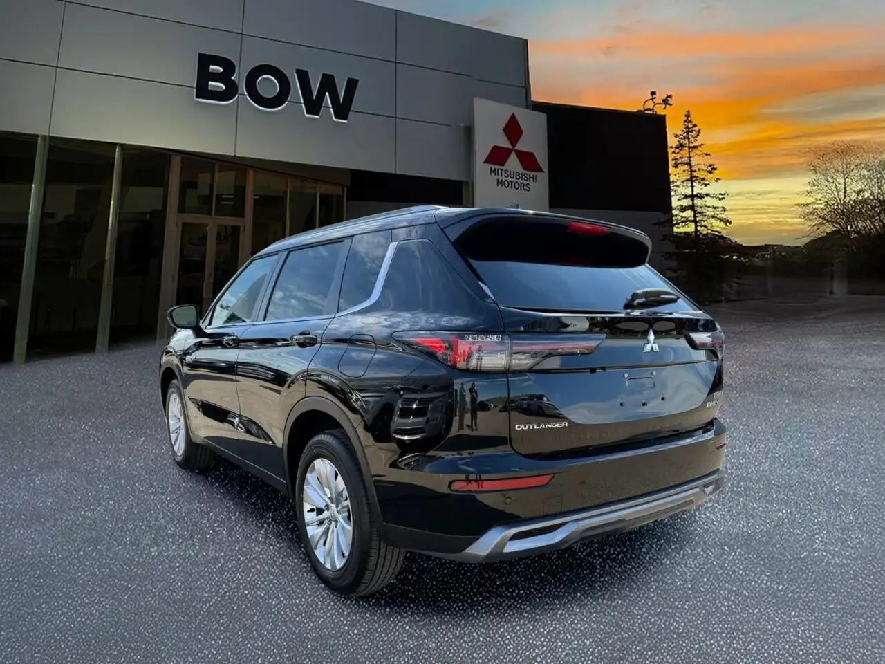 Mitsubishi Outlander photo Mitsubishi Outlander