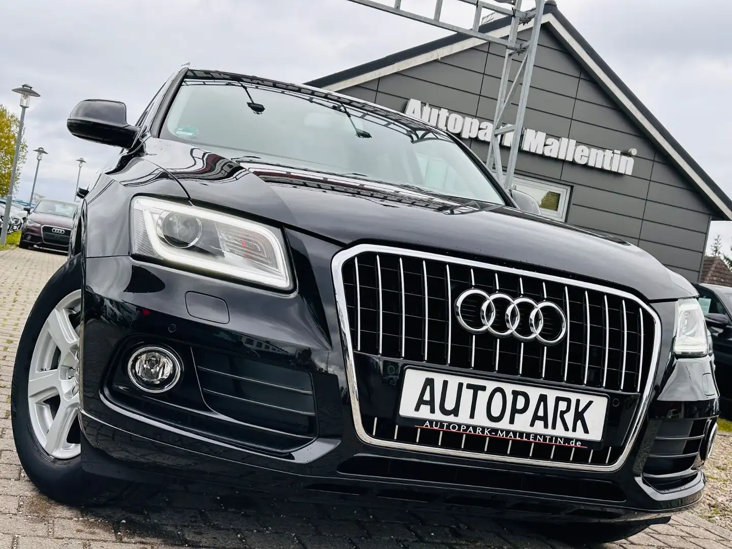 Audi Q5 2.0 TDI clean diesel/ultra*NAVI*Bi-XENON*SHZ* Schwarz - 1