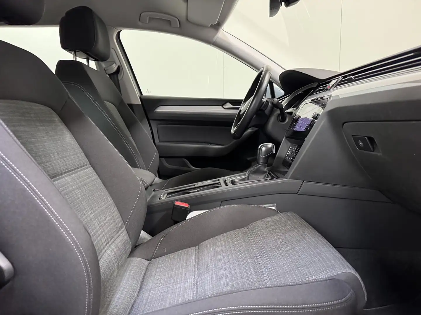 Volkswagen Passat 1.5 Benzine Autom. - GPS - Airco - Topstaat! Szary - 2
