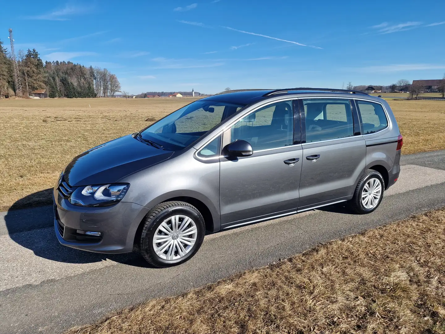 Volkswagen Sharan Comfortline BMT/Start-Stopp 4Motion Grau - 1