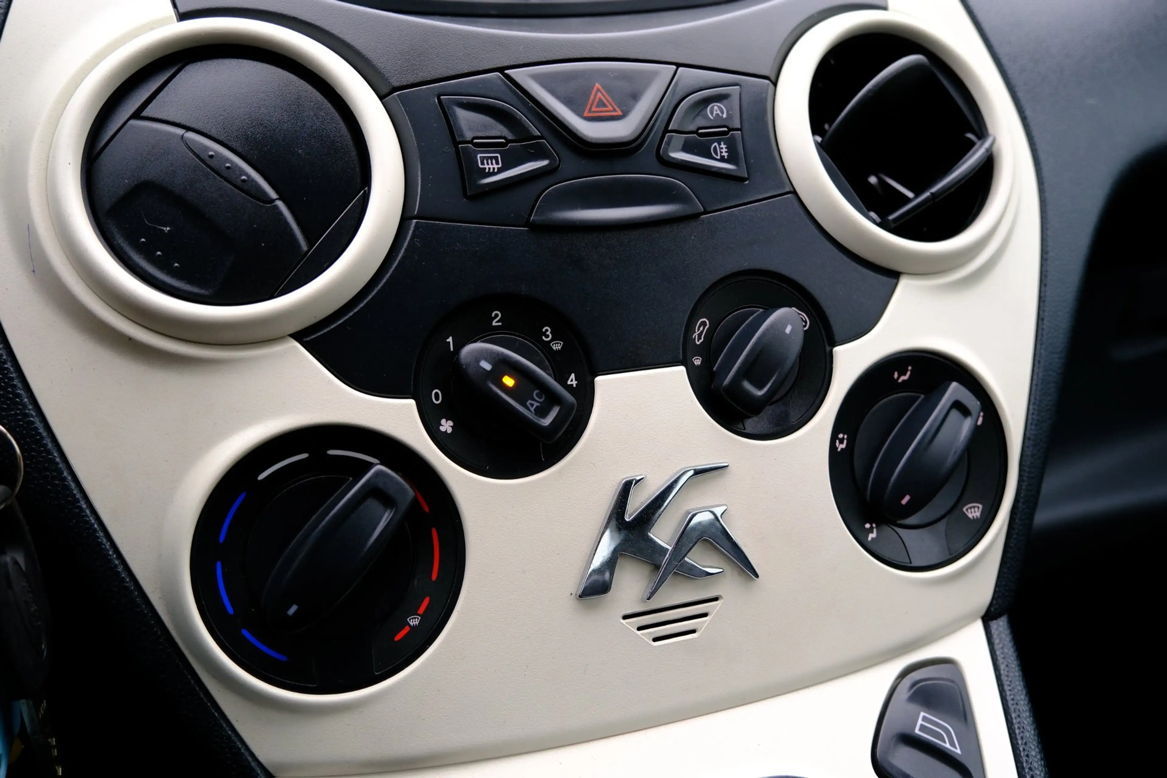 Ford Ka/Ka+ 1.2 Style start/stop Airco|LMV — photo 12