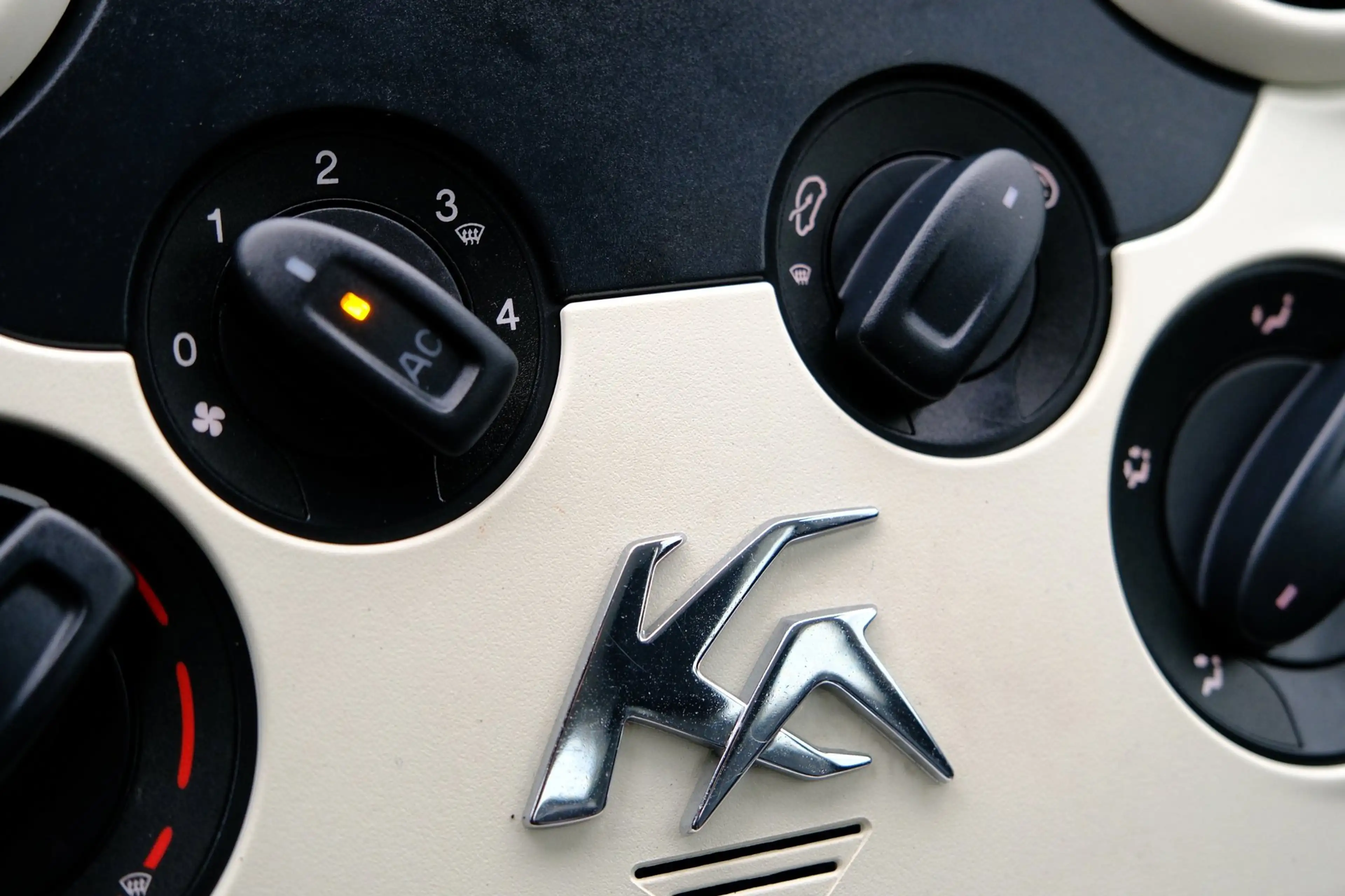 Ford Ka/Ka+ 1.2 Style start/stop Airco|LMV — photo 13