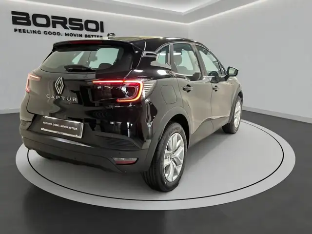 Renault Captur view 4