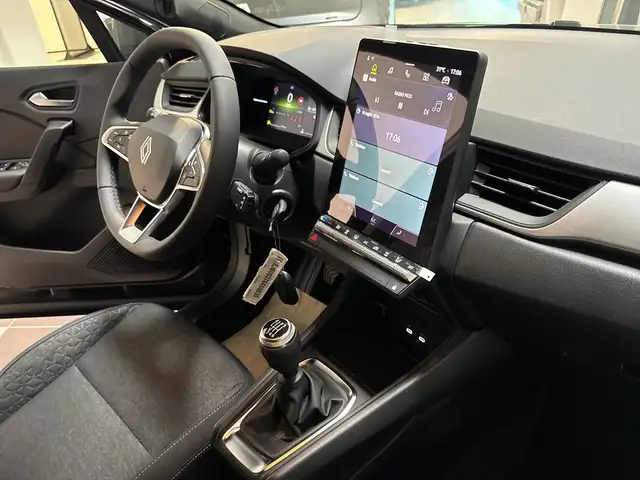 Renault Captur view 17