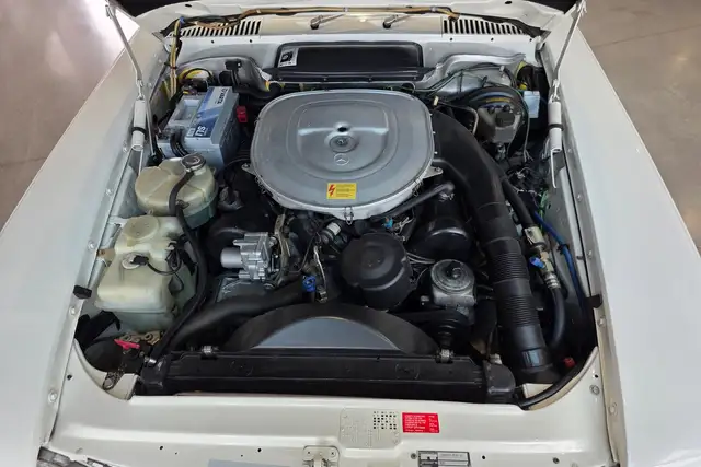 Mercedes-Benz SL view 14