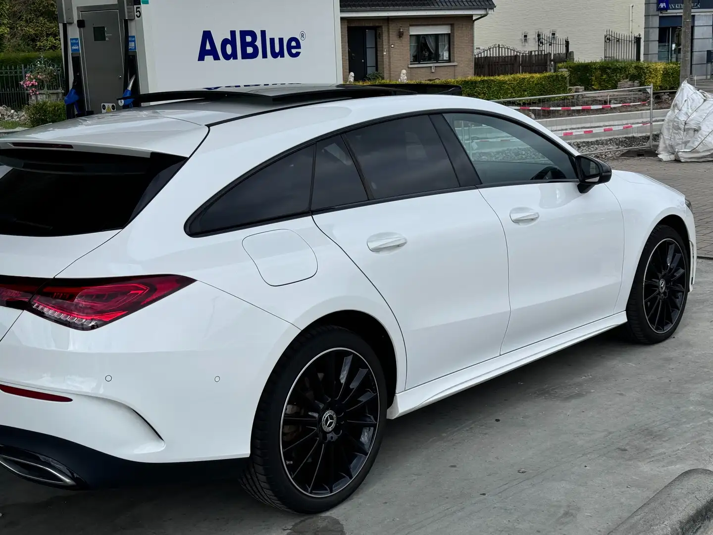 Mercedes-Benz CLA 250 CLA 250 e Shooting Brake 8G-DCT AMG Line Wit - 1