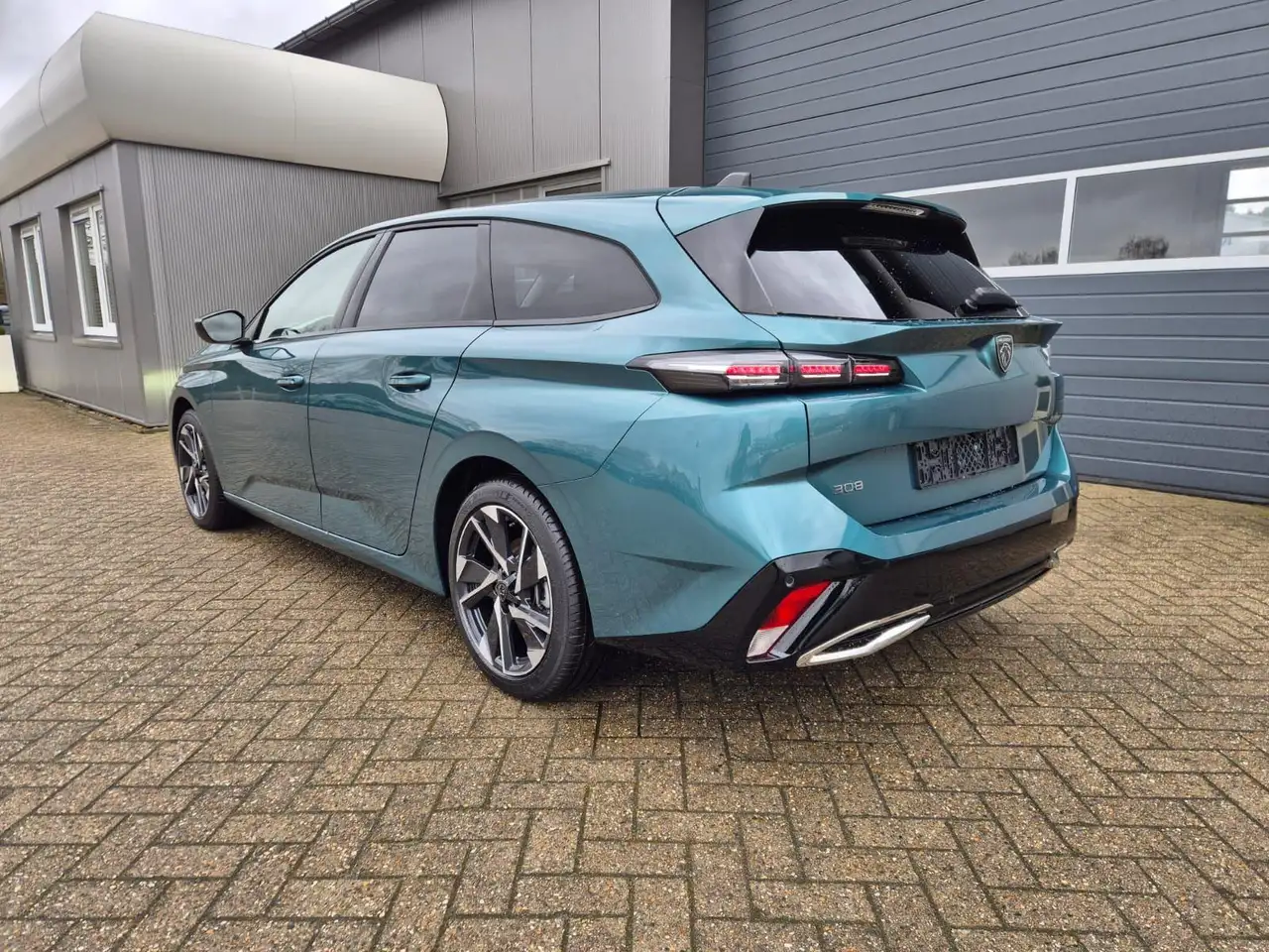 Peugeot 308 SW Allure 1.2 Hybrid 145PS Automatik LED-Scheinwer 5