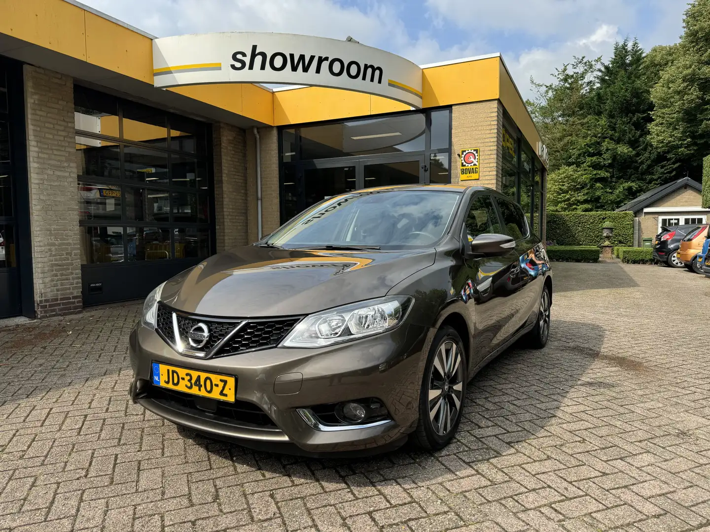 Nissan Pulsar 1.2 DIG-T N-Connecta Automaat Camera Climate Contr Коричневий - 1