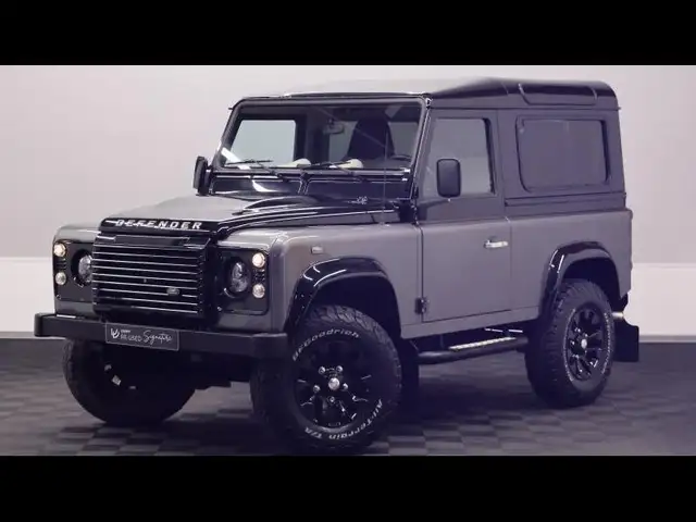 Land Rover Defender 2.2 TD4 122 Autobiography