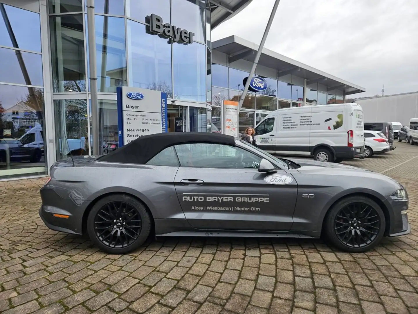 Ford Mustang Convertible 5.0 Ti-VCT V8 GT Grigio - 2