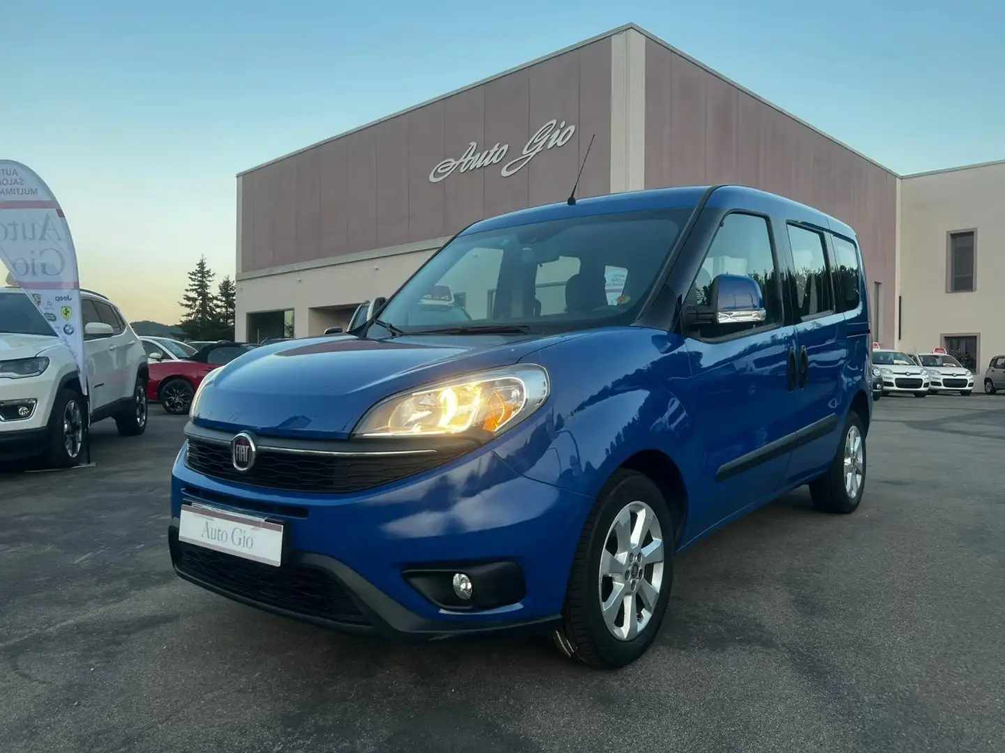 Fiat Doblo Doblo II 2015 1.6 mjt 16v Lounge 120cv Blu/Azzurro - 1
