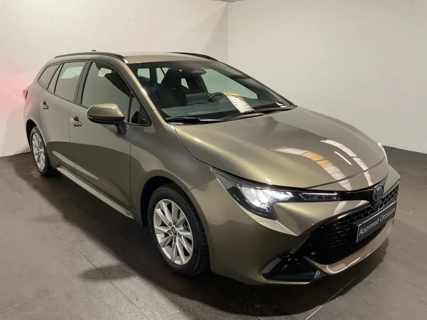 Toyota Corolla Touring Sports Hybrid 140 Active | Camera | Apple Groen - 2