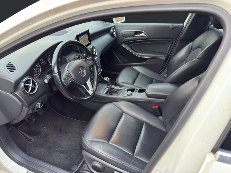 Mercedes-Benz A 180 1.6*Bi-Xenon*Kamera*Navi*SHZ* — photo 10