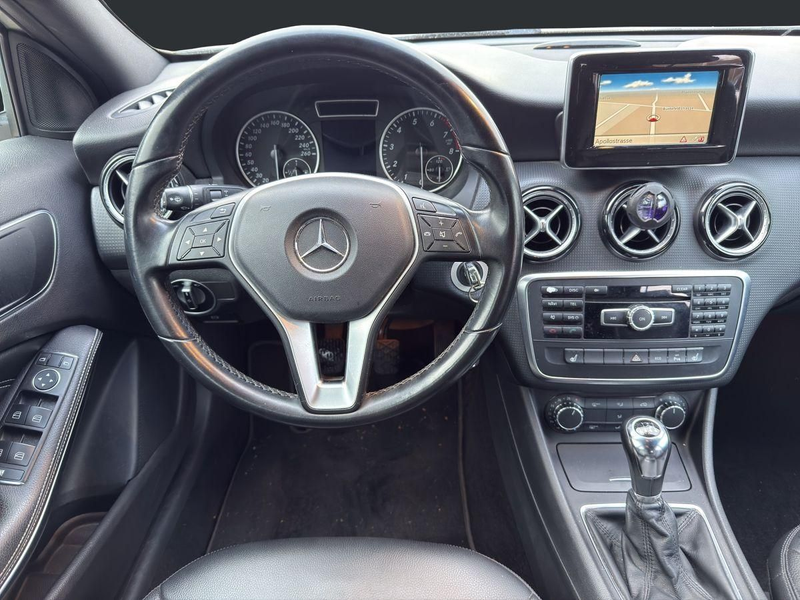 Mercedes-Benz A 180 1.6*Bi-Xenon*Kamera*Navi*SHZ* — photo 15
