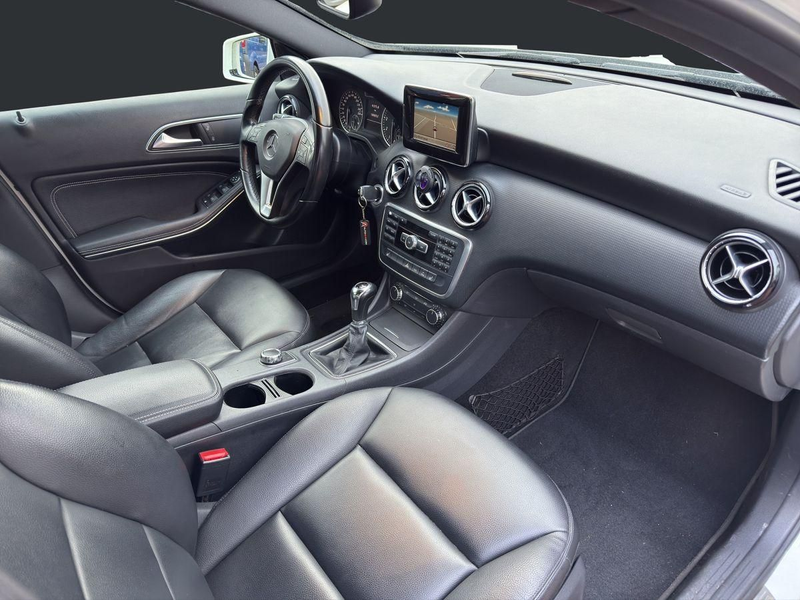 Mercedes-Benz A 180 1.6*Bi-Xenon*Kamera*Navi*SHZ* — photo 12