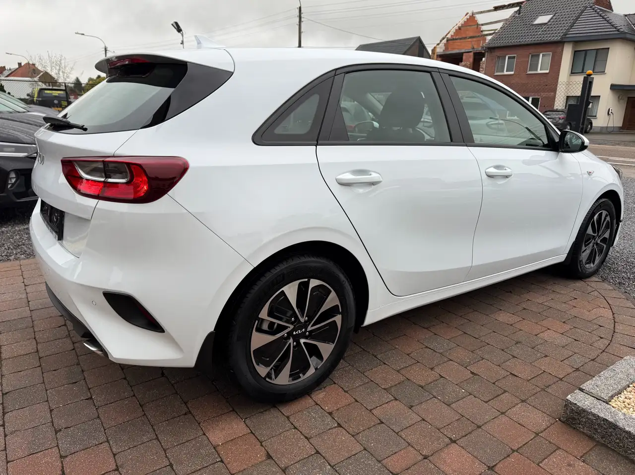 Kia Ceed / cee'd HB 1.0 T-GDI 100PK BLACK/PACK 7J/GAR NIEUW 0KM 4