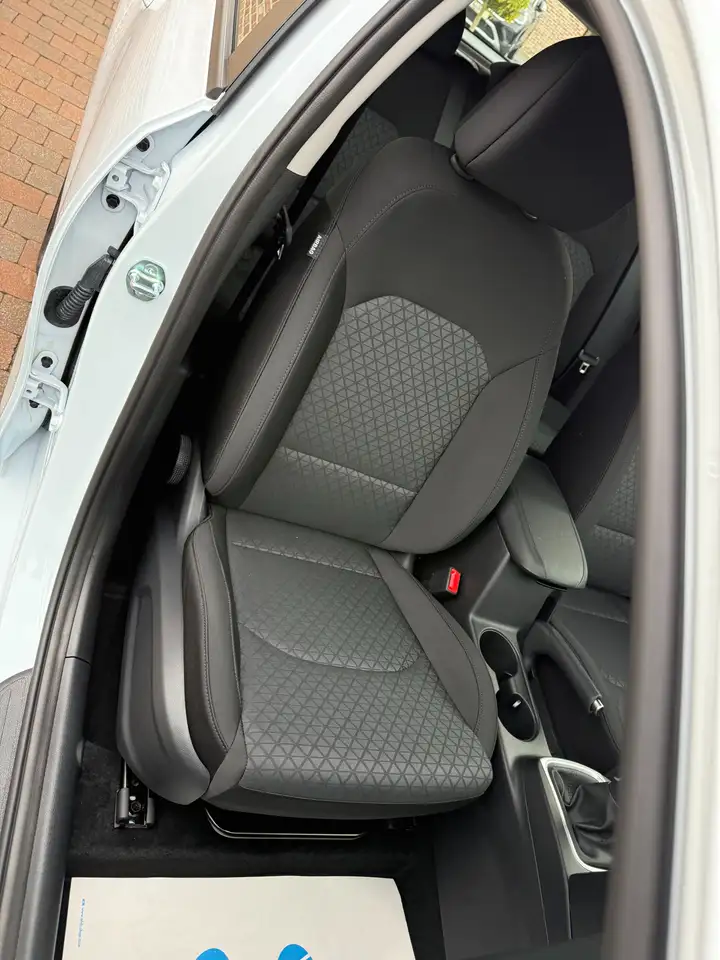 Kia Ceed / cee'd HB 1.0 T-GDI 100PK BLACK/PACK 7J/GAR NIEUW 0KM 31