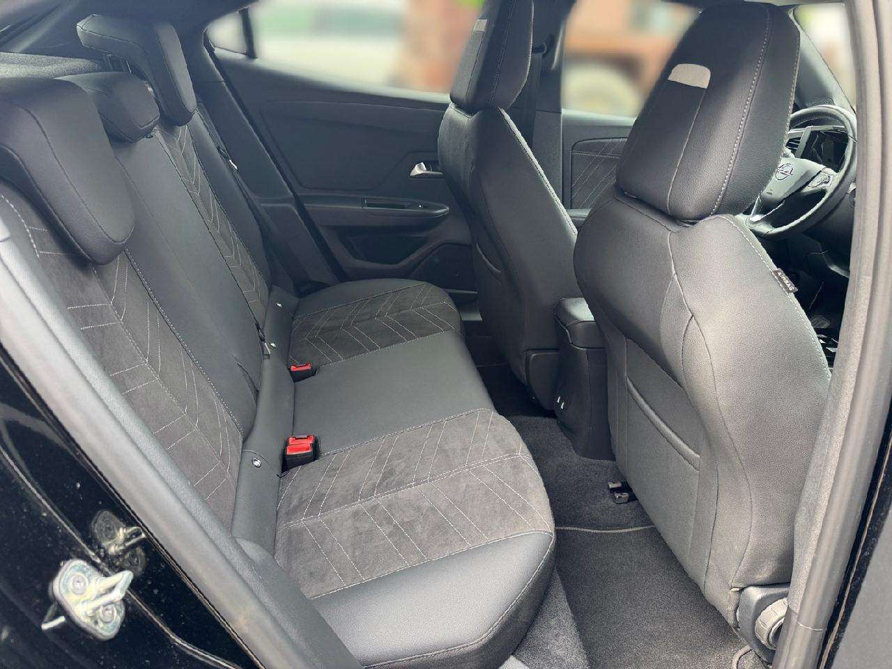 Opel Mokka E