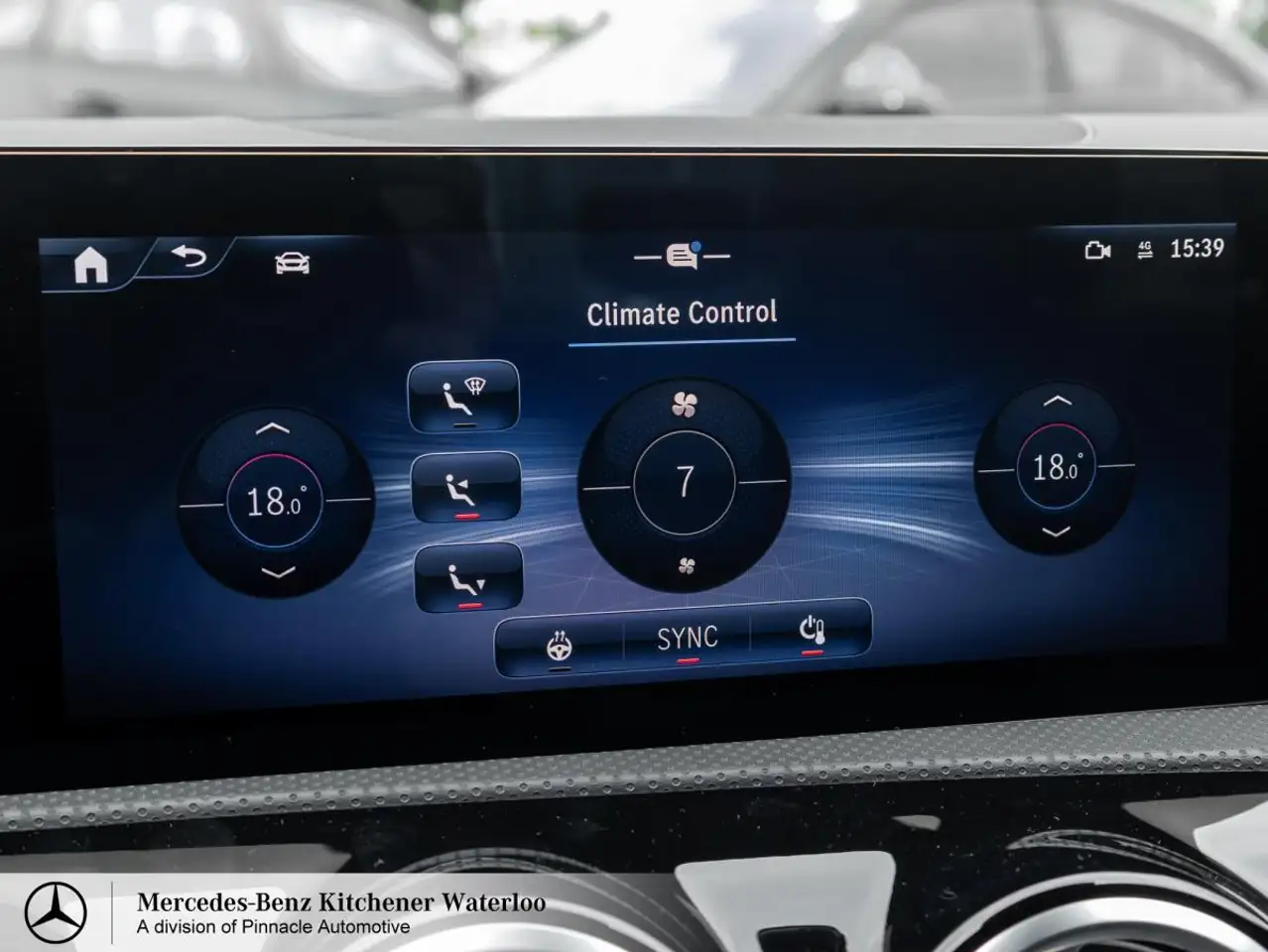 Mercedes-Benz CLA снимка Mercedes-Benz CLA