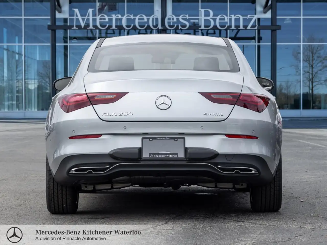 Mercedes-Benz CLA снимка Mercedes-Benz CLA