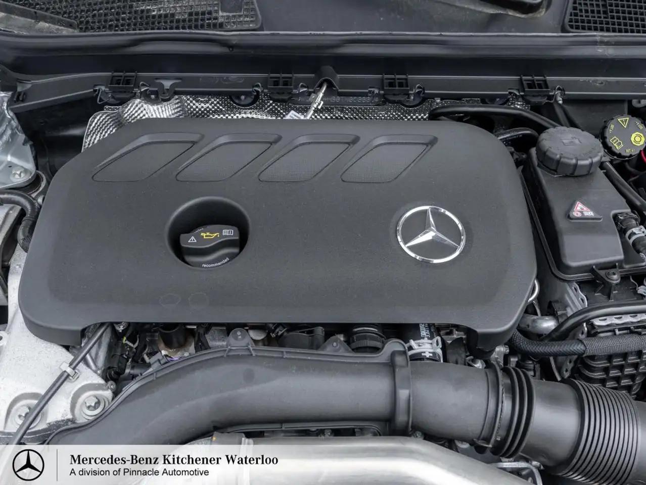 Mercedes-Benz CLA снимка Mercedes-Benz CLA