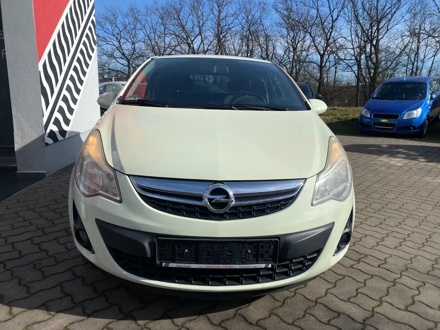 Opel Corsa D Satellite Klima MFLR Weiß - 2