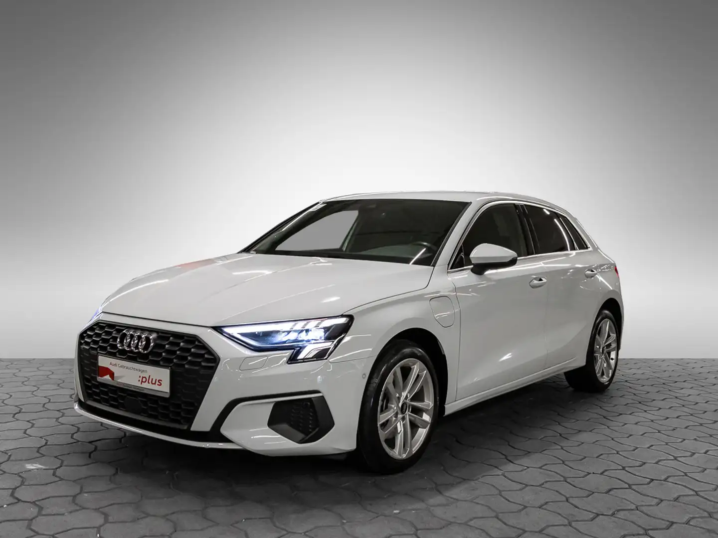 Audi A3 Sportback 40 TFSI e LED Keyless virtCo PDCplus Weiß - 2