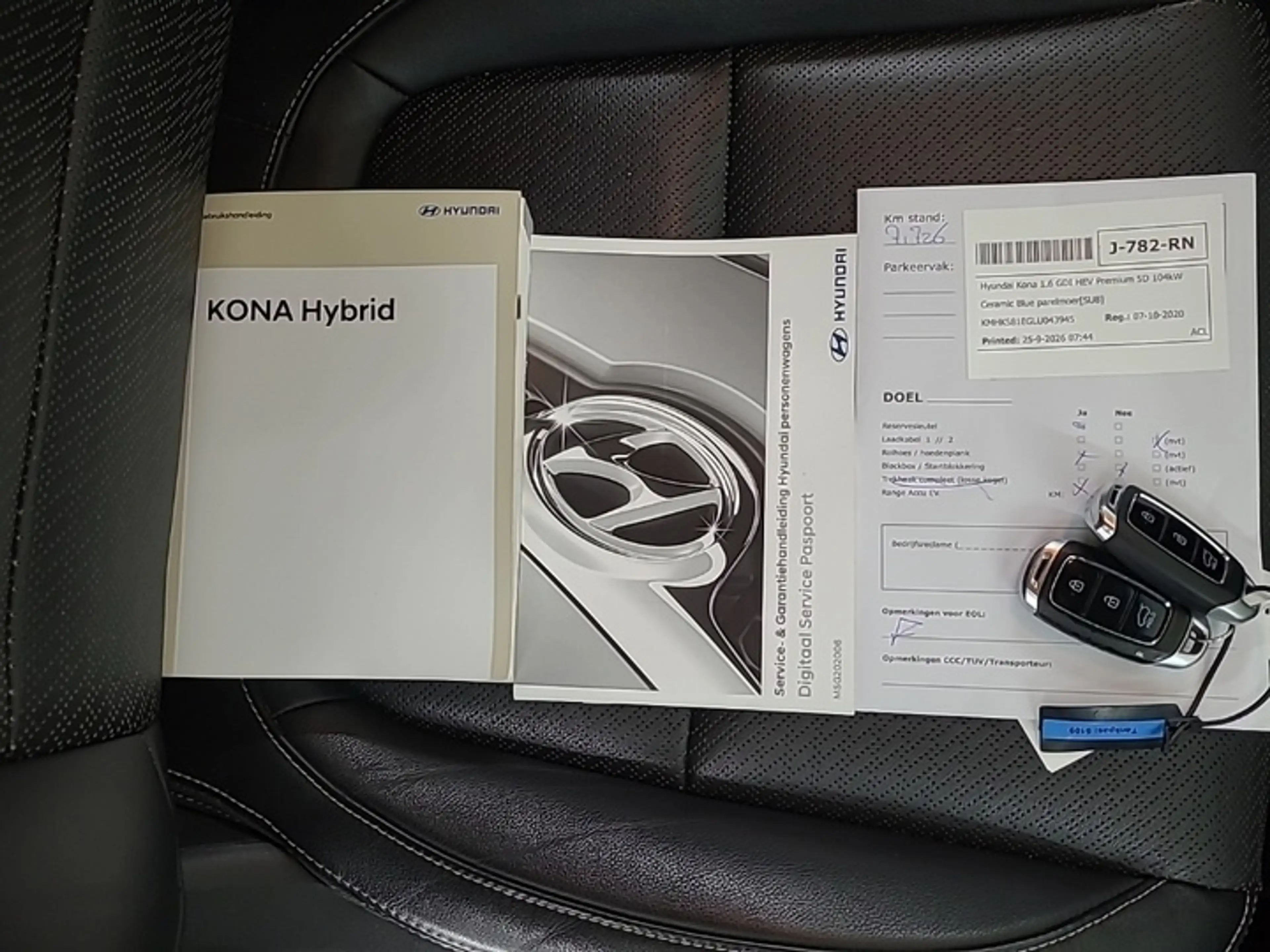 Hyundai KONA 1.6 GDI HEV Premium — photo 4