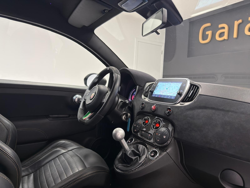 Abarth 695 695 1.4 T-Jet Esseesse **GPS**LED*CUIR**GARANTIE 1 — photo 12