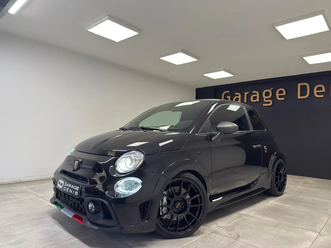 Abarth 695 2021