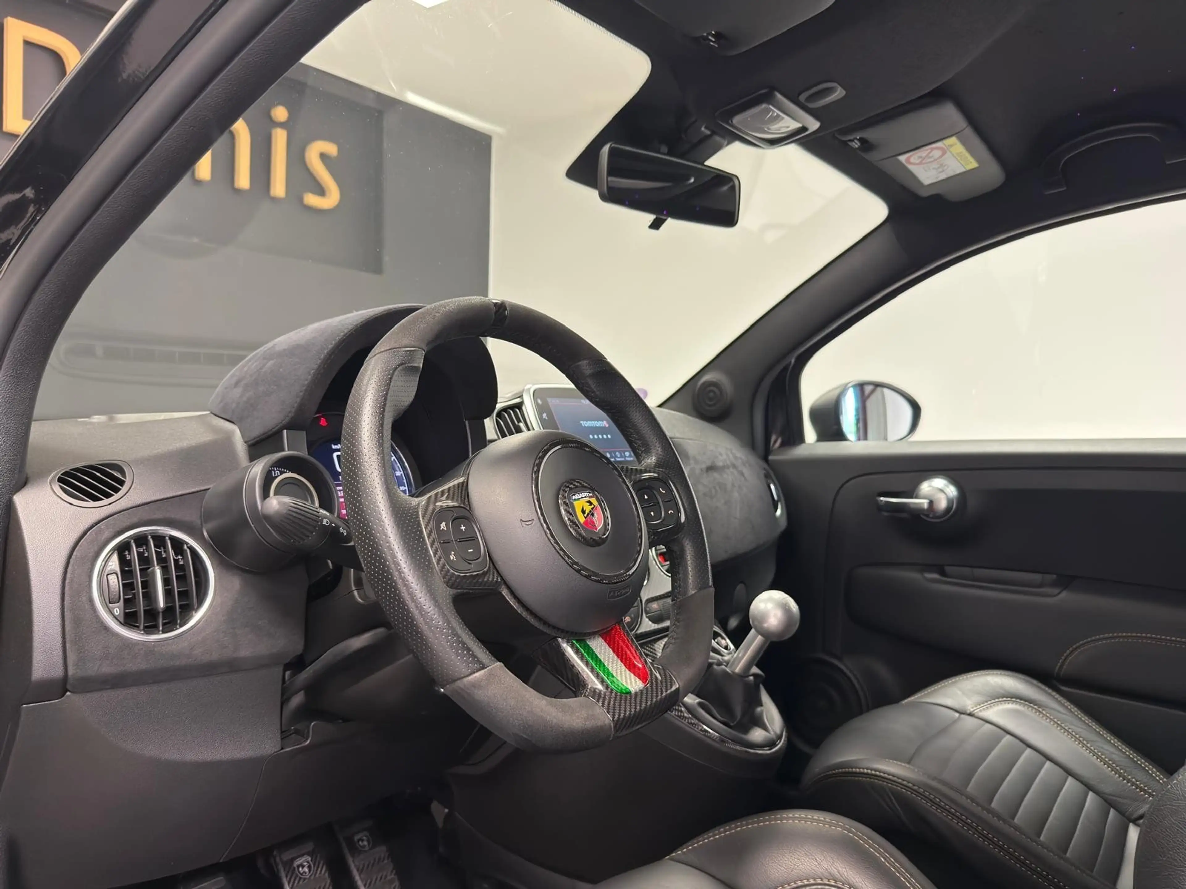 Abarth 695 695 1.4 T-Jet Esseesse **GPS**LED*CUIR**GARANTIE 1 — photo 13