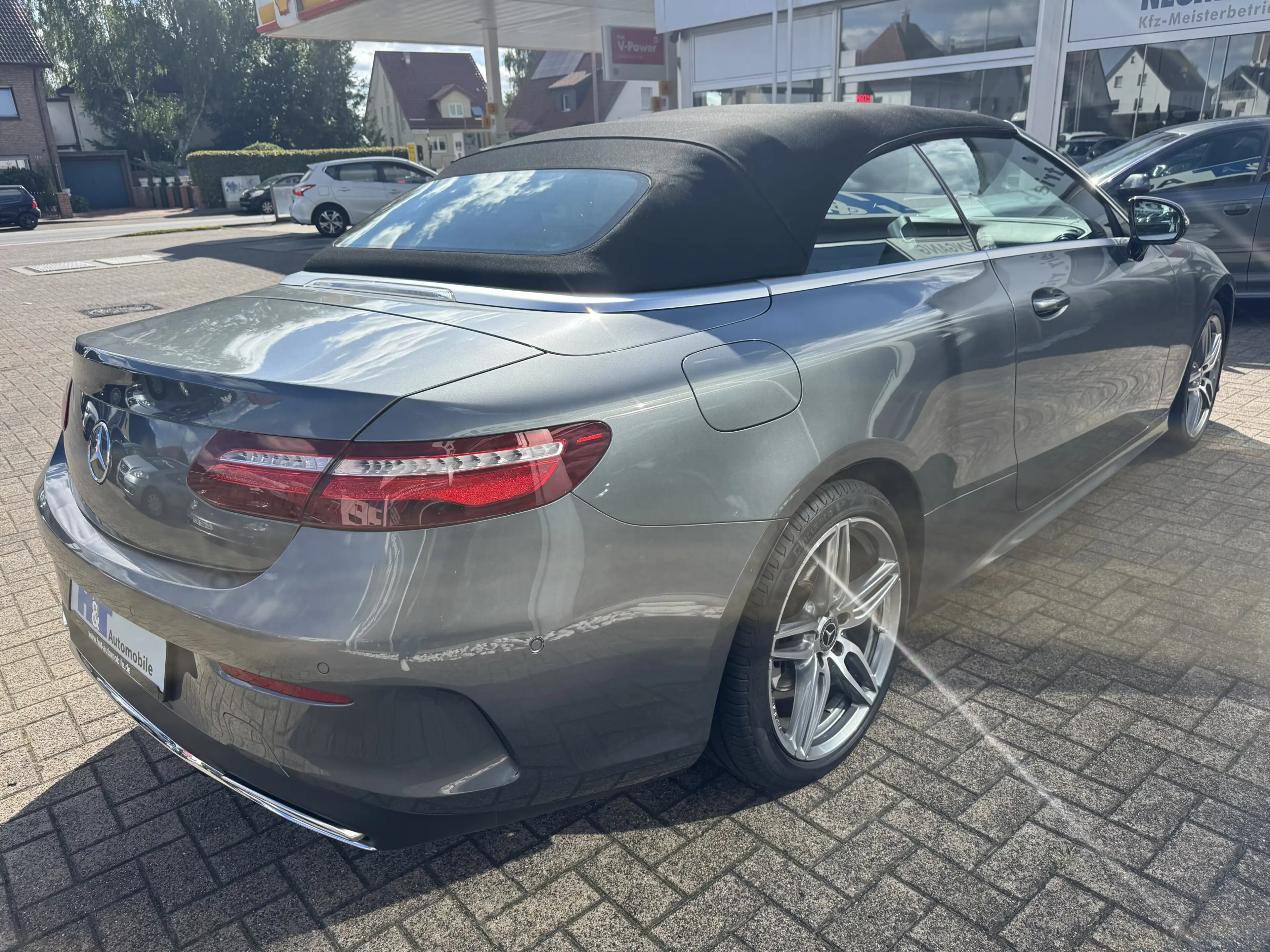Mercedes-Benz E 200 — photo 5