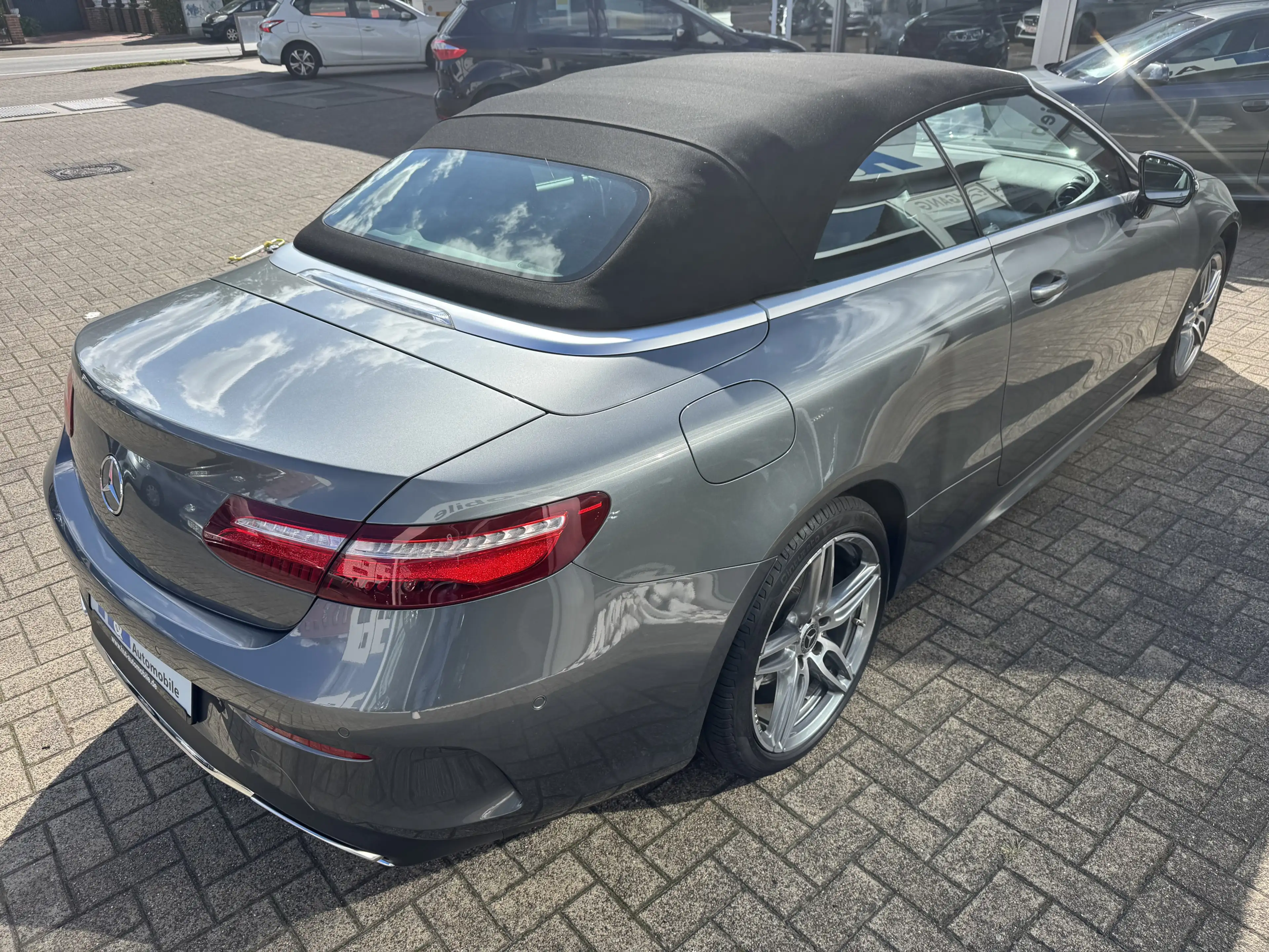 Mercedes-Benz E 200 — photo 4