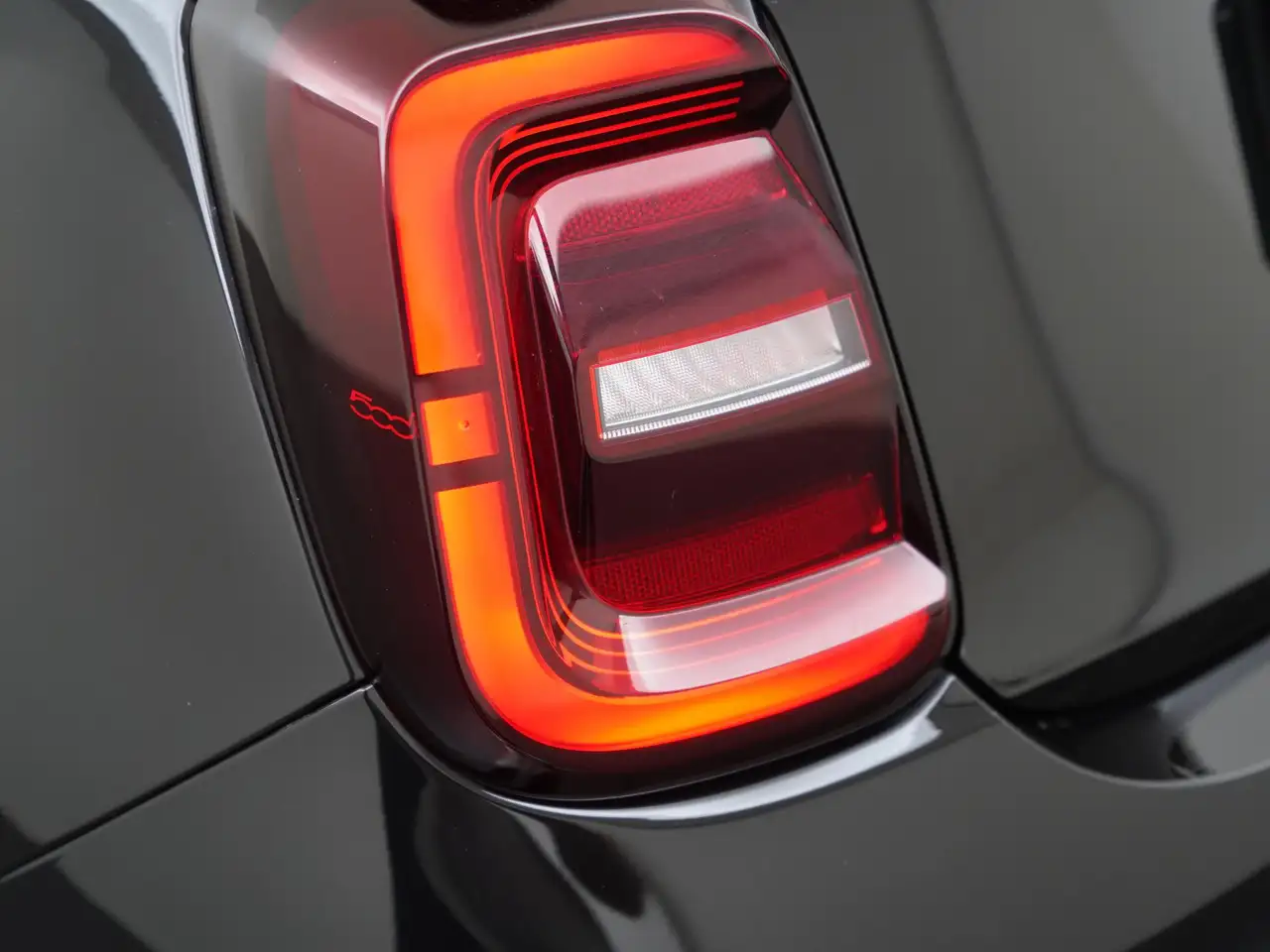 Fiat 500 E Icon 42 kWh SOH 97% Camera Apple Carplay S, миниатюра 20