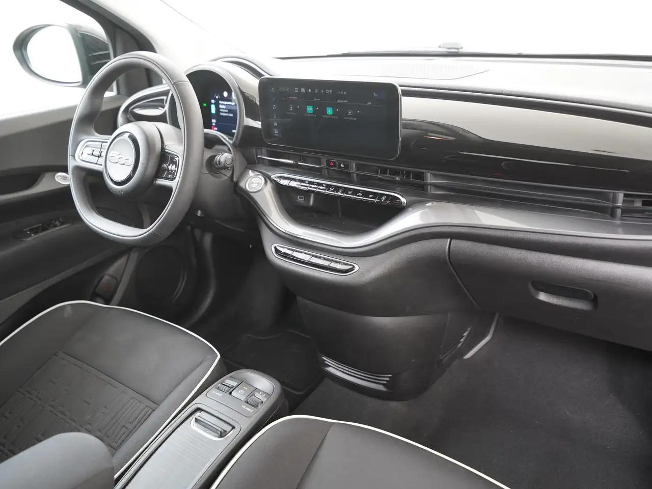 Fiat 500 E Icon 42 kWh SOH 97% Camera Apple Carplay S, миниатюра 2