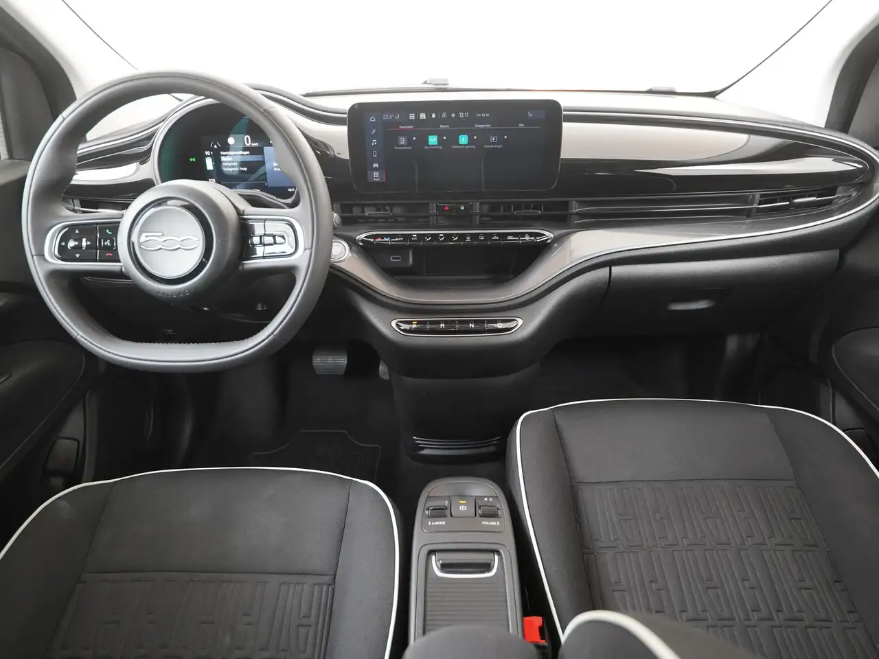 Fiat 500 E Icon 42 kWh SOH 97% Camera Apple Carplay S, миниатюра 6