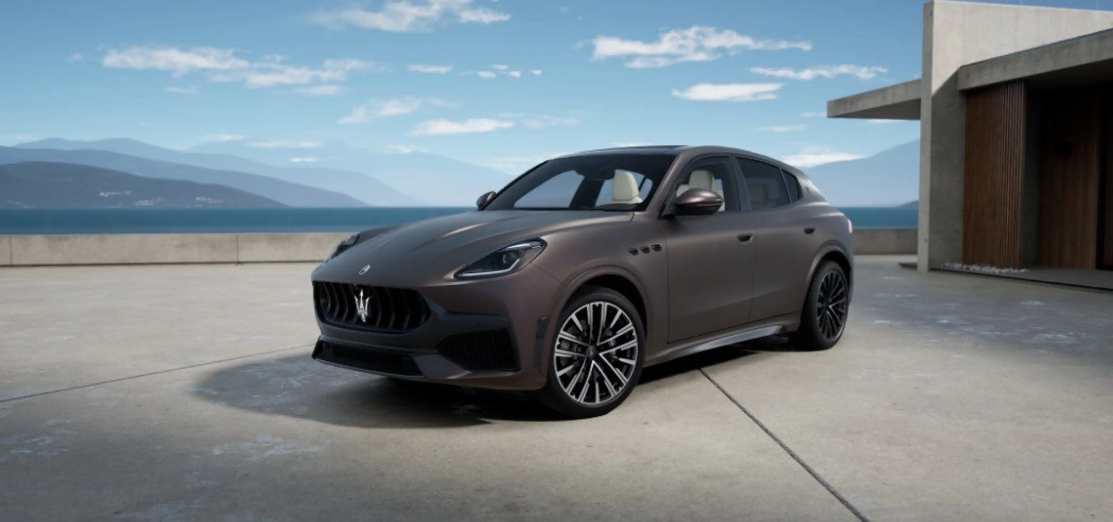 Maserati Grecale Trofeo NEW MY27 MATTLACK + PREMIUM LEDER