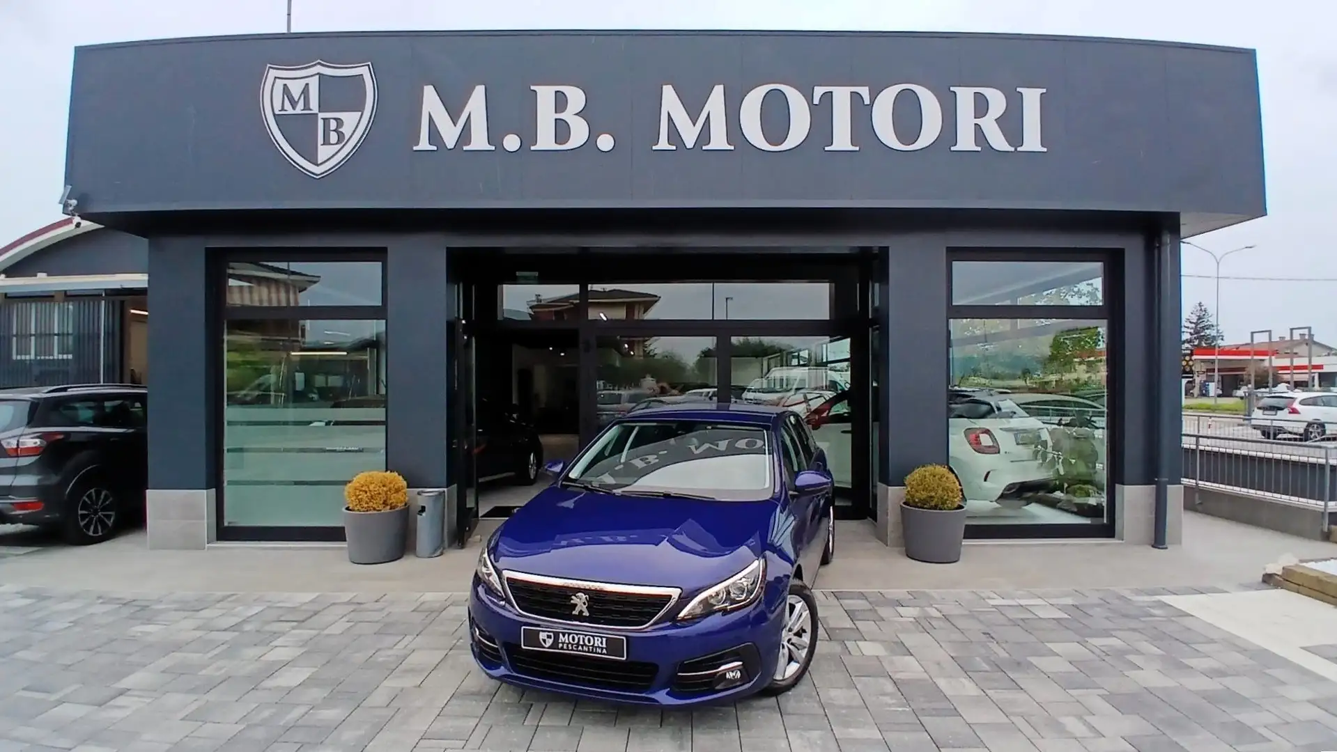 Peugeot 308 308 II 2018 5p 1.5 bluehdi Business Adas s Azul - 1