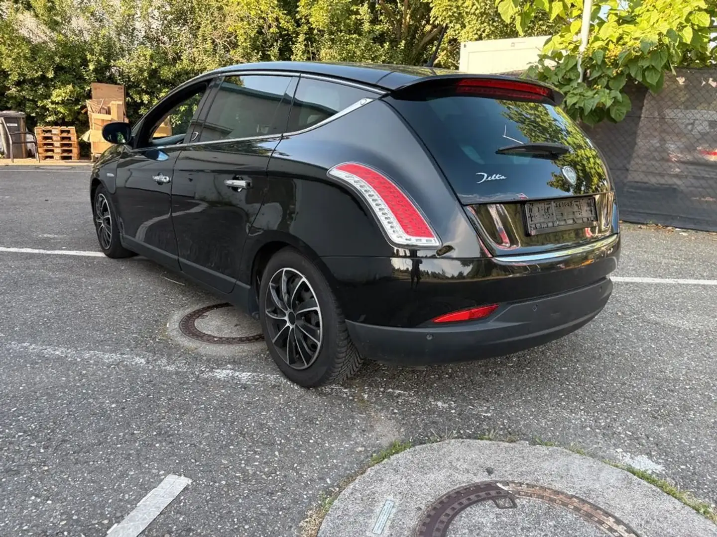 Lancia Delta Delta 1.6 Multijet 16v DFN6 Oro Чёрный - 1