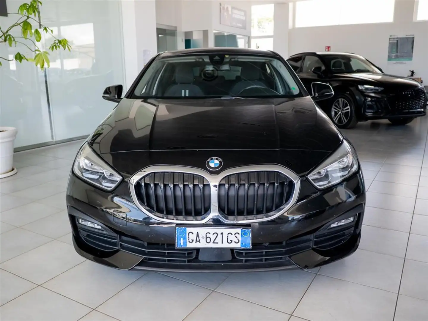 BMW 116 116d Advantage 36 mesi di garanzia Grigio - 2