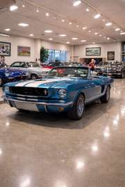 Covertibile , Manual, 1966, Showroom
