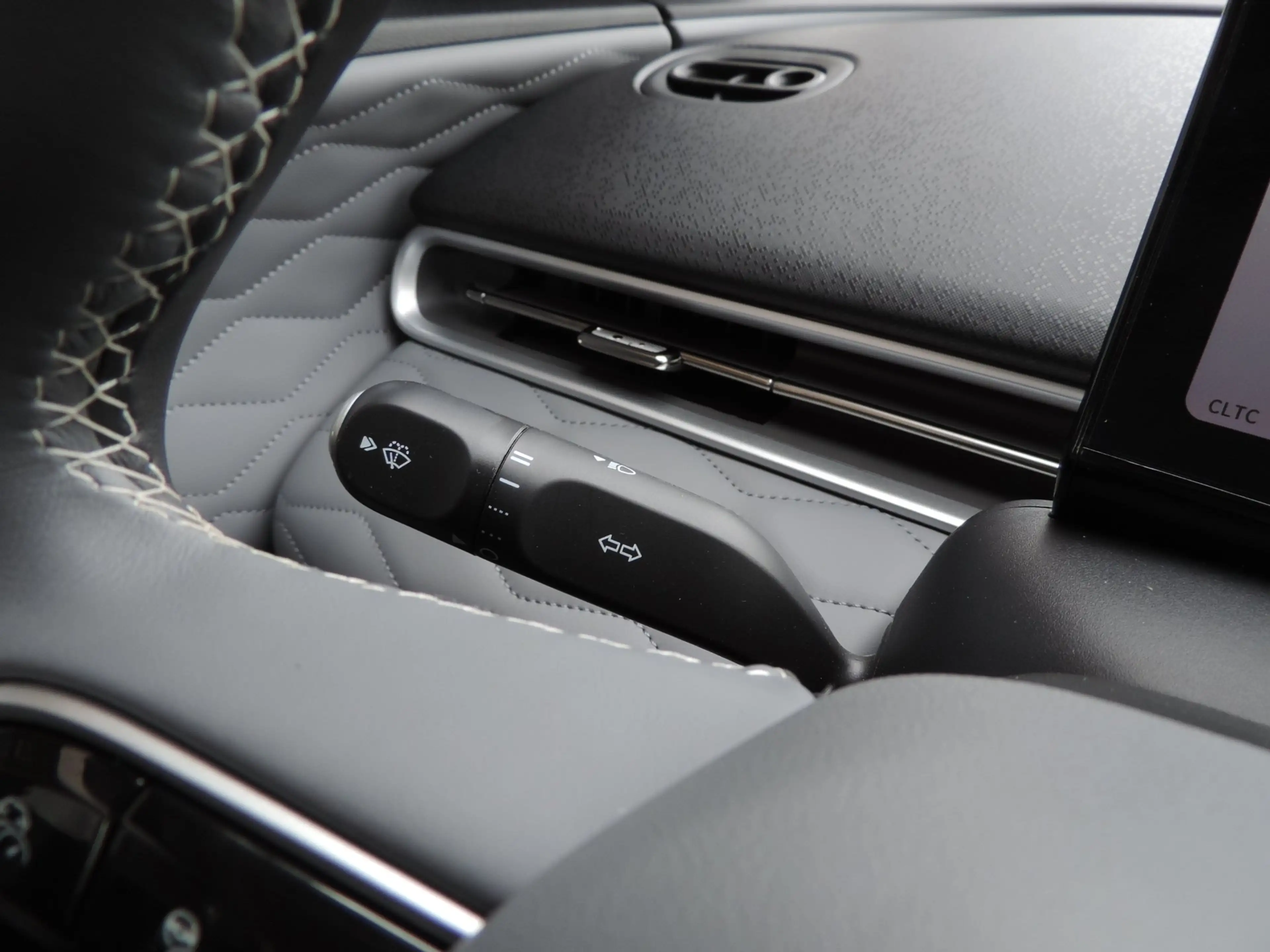 Dongfeng Box Launch Ed. 42 kWh 15.000km | 1e Eig | NLauto | Sto — photo 30