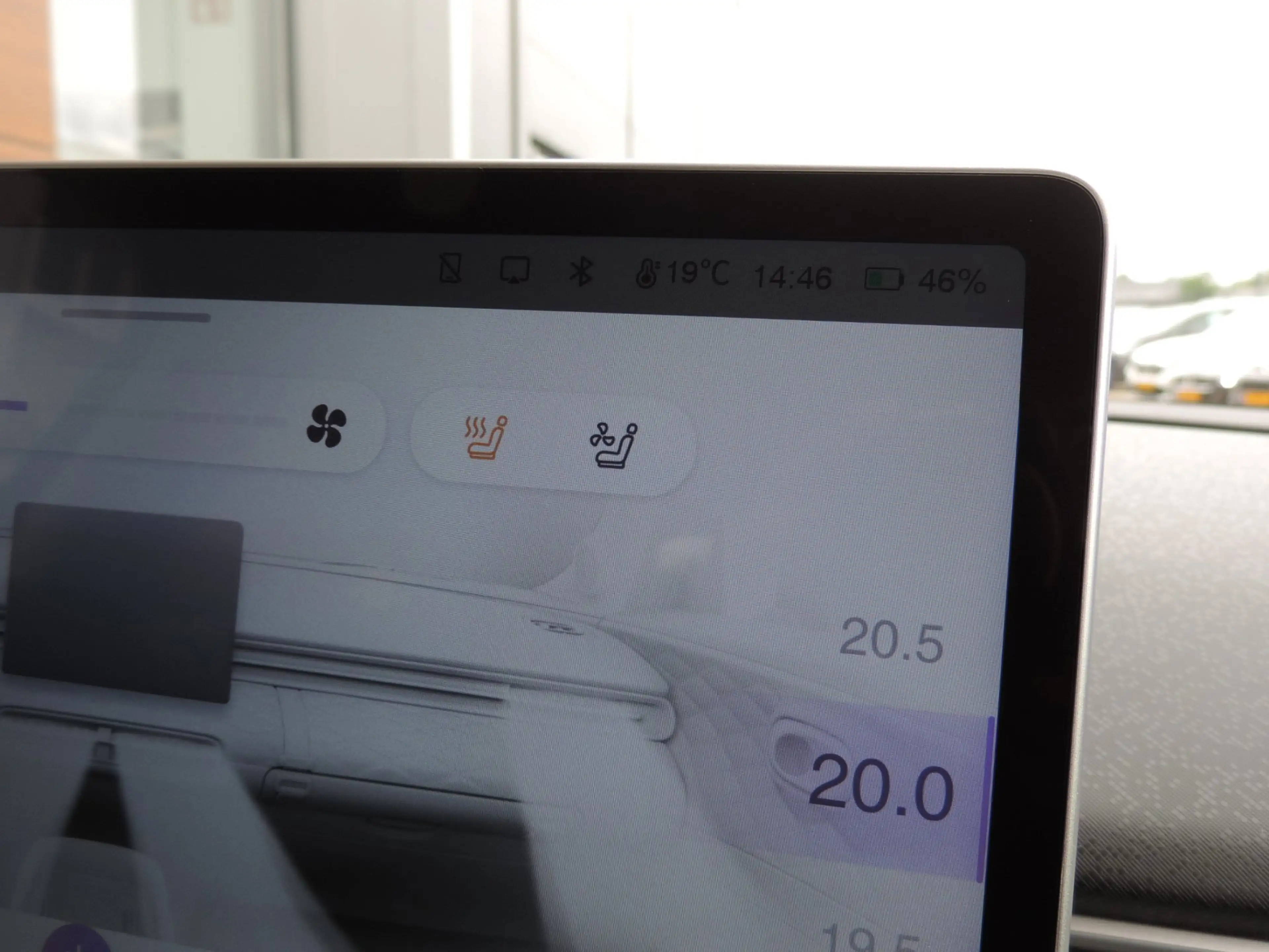 Dongfeng Box Launch Ed. 42 kWh 15.000km | 1e Eig | NLauto | Sto — photo 48
