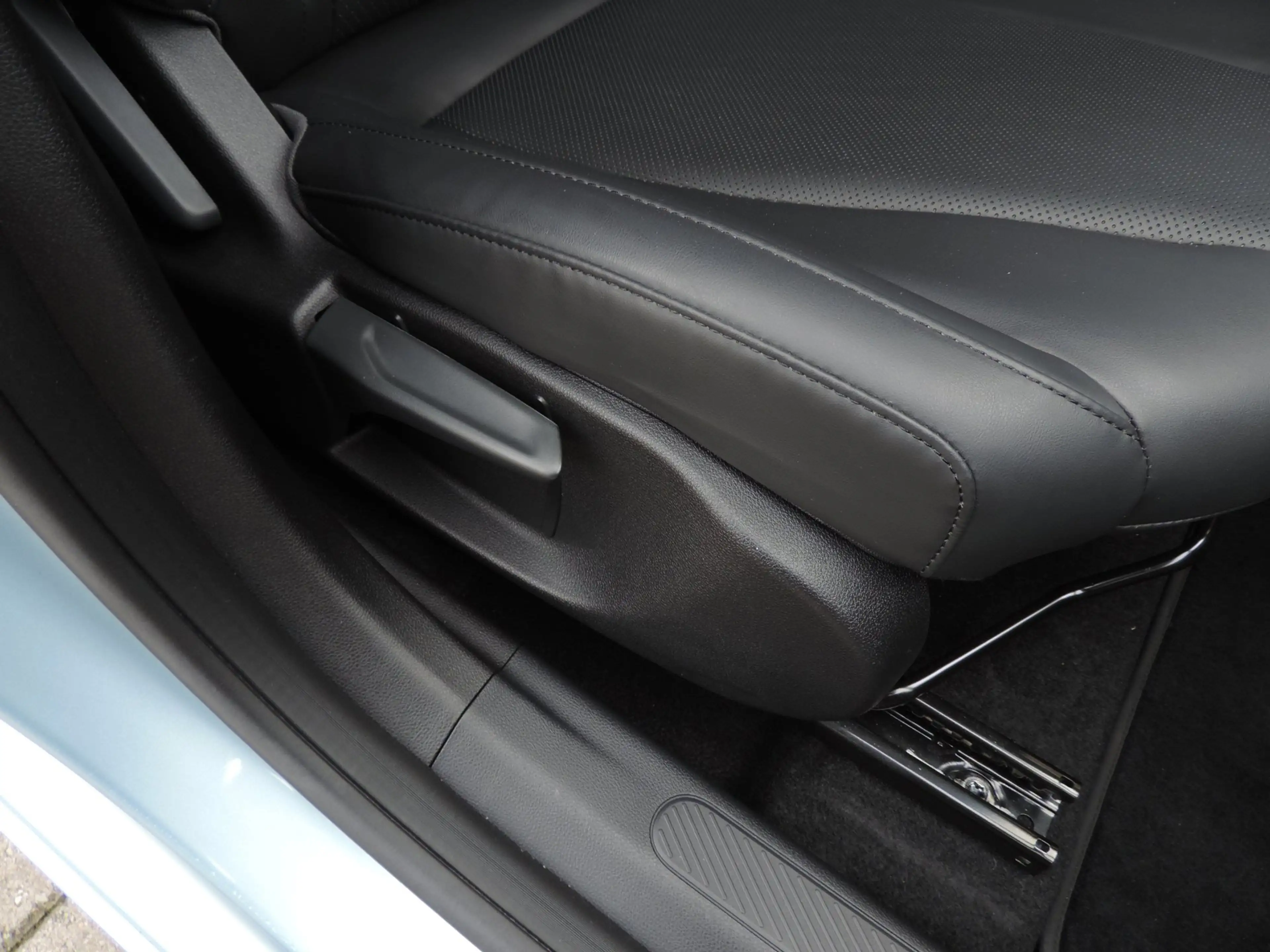 Dongfeng Box Launch Ed. 42 kWh 15.000km | 1e Eig | NLauto | Sto — photo 18