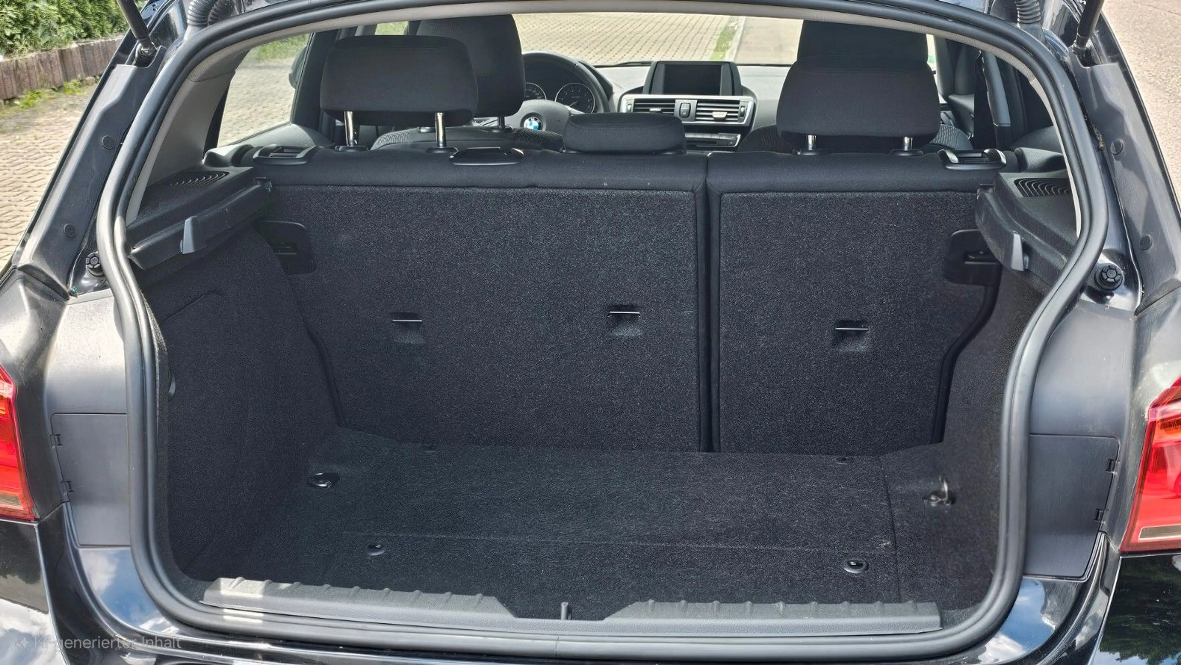 BMW 116 1 Limousine 5-trg. 116 i Advantage — photo 12